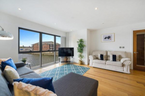 Host & Stay - Waterfront View
